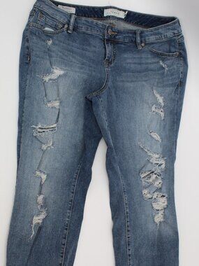 TORRID Boyfriend Womens Ankle Jeans Frayed Rolled Hem Distressed Sz‎ 14 EXC COND
